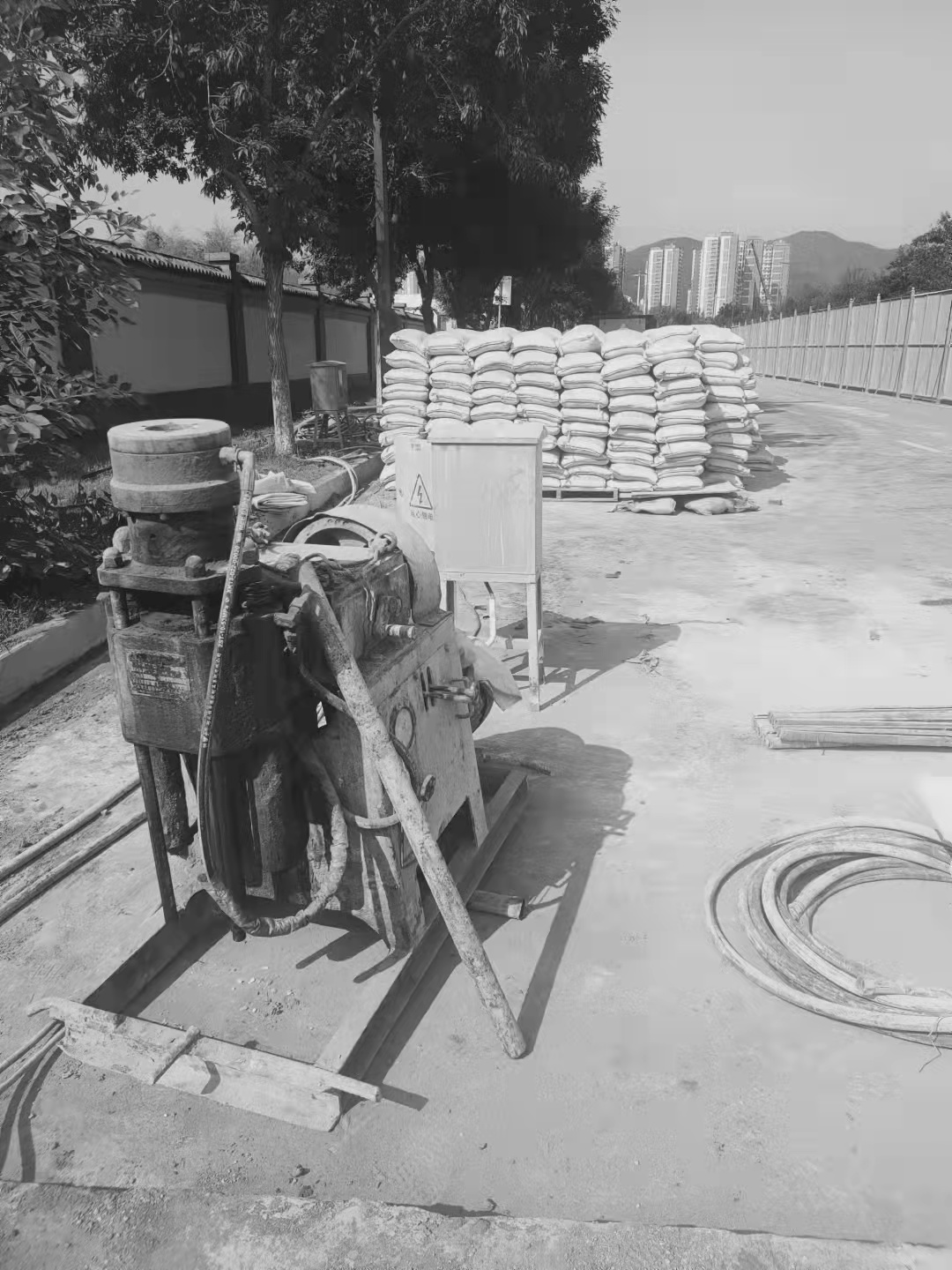 高阳场区重载车疑难路基处理方案